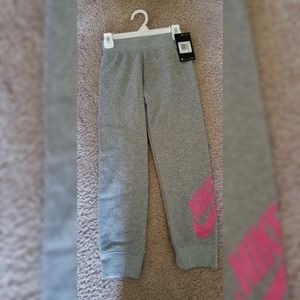 Girls Nike Sweatpants